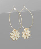 Load image into Gallery viewer, Flower &amp; Circle Earrings